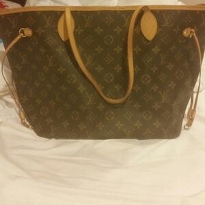 Louis Vuitton Neverfull MM